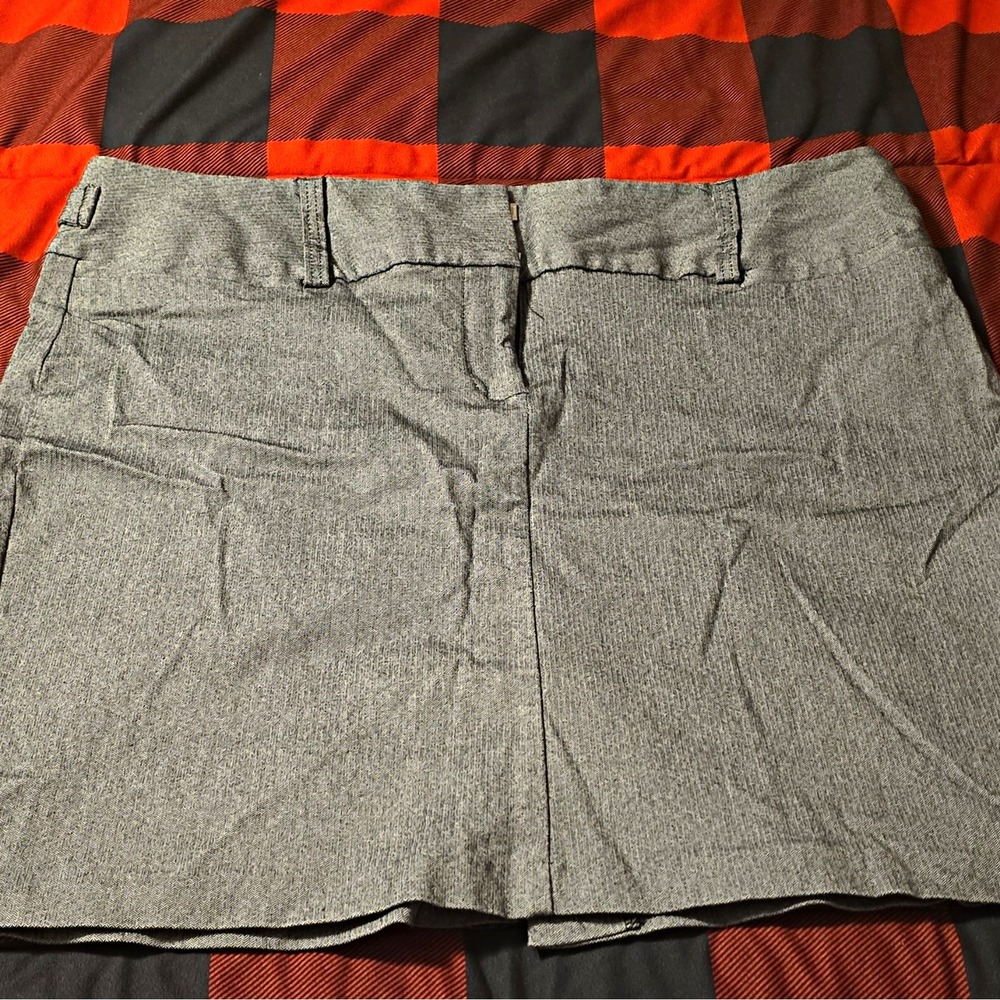 Maurices Women's Gray Herringbone Chino Skirt Rayon/Nylon/Spandex Flat Front